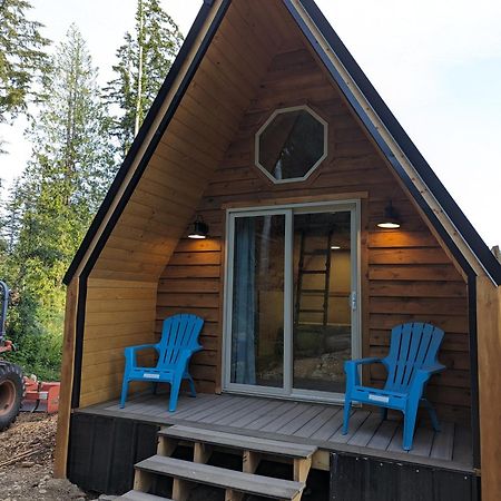 Tree Ring Cabin On 33 Acres Powell River Luaran gambar